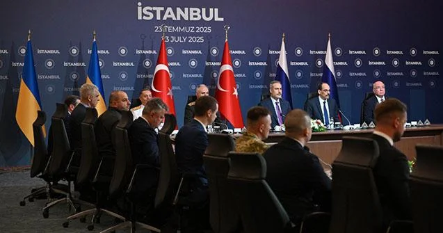 Rusiya və Ukrayna arasında sülh sazişi mütləq İstanbulda imzalanacaq TƏHLİL
