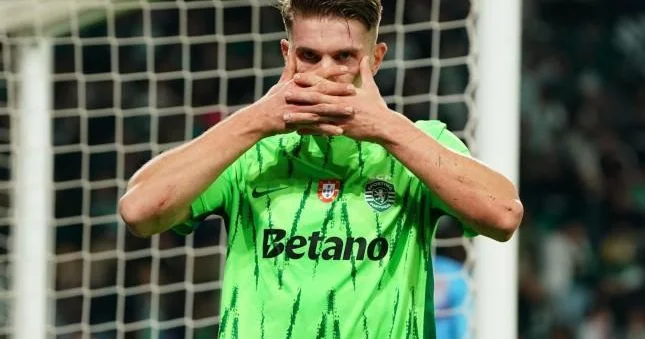 Arsenal Qyökereş işini bitirdi