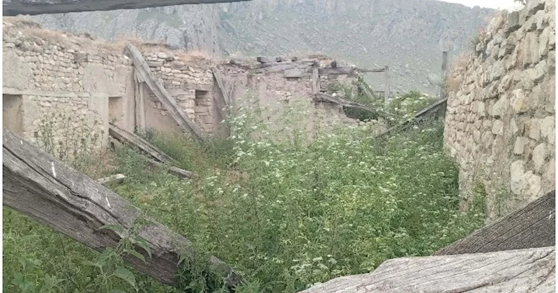 Tarixi məscidimiz hələ də acınacaqlı durumdadır FOTOLAR