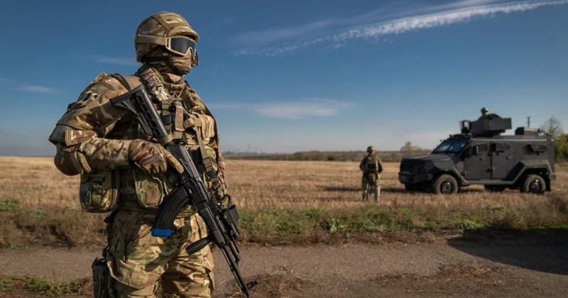 В Украине продлили военное положение