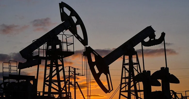 Нефть Brent и WTI продолжили рост на мировых рынках