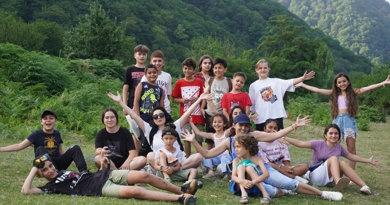 Yay düşərgələri: əyləncə də olmalıdır, tədris də...
