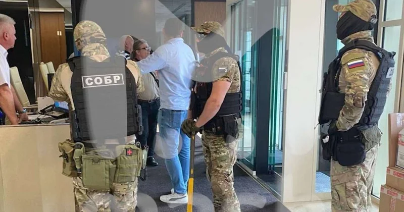Rusiyada azərbaycanlı milyarderin ofisinə basqın edildi FOTO