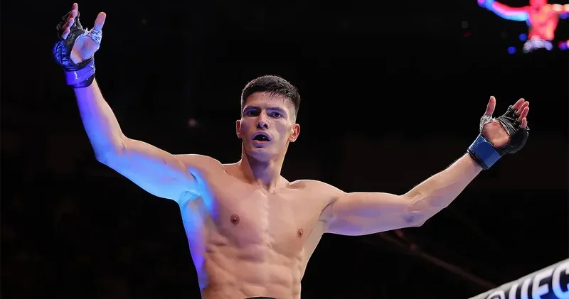Türkiyəni təmsil edən UFC döyüşçüsü qarşılaşmaya bir gün qalmış xəstəxanalıq oldu