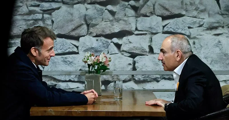 Makron Paşinyanı təbrik etdi, Azərbaycanla sülh prosesinə dəstəyini ifadə etdi