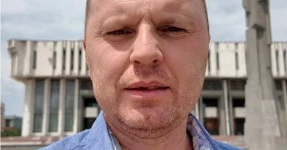 Qırğızıstan rusiyalı bloqeri ölkədən çıxardı Putin hiddətləndi KONKRET