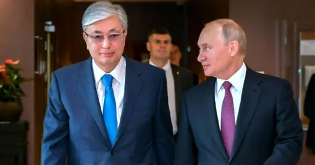 Tokayev Putinə Ukrayna ilə danışıqlarda İstanbul formulu na qayıtmağı təklif edib