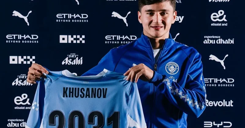 Xusanov “Mançester Siti” ilə müqaviləsini uzatdı