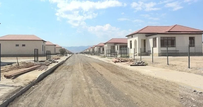 Cəbrayılın 4 cü kəndi tikilir İlin sonunadək köç olacaq