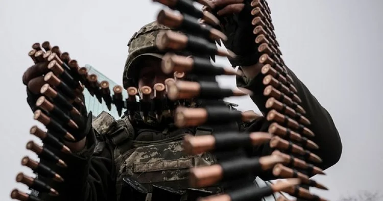 Avropa İttifaqı Ukraynaya hərbi yardımın artırılmasını müzakirə edəcək
