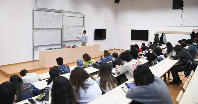 Dövlət universitetlərində yerlərin 99 faizi dolub