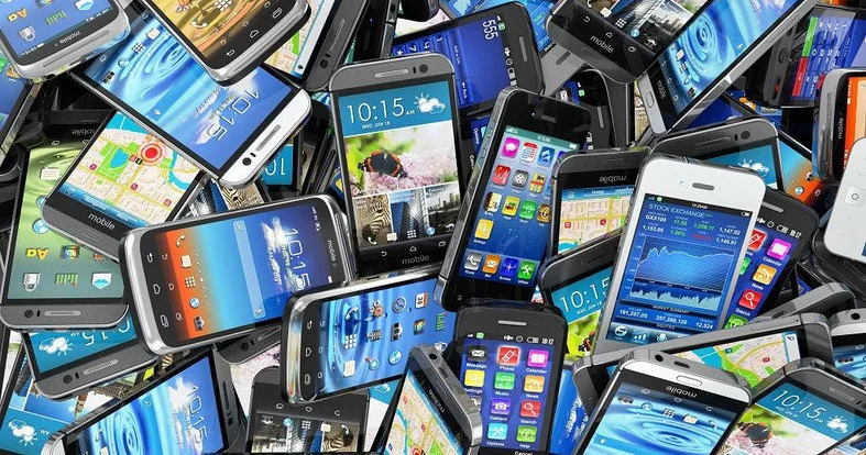 Telefonu hər gecə şarja qoymaq batareyaya zərər verir? ŞƏRH EDİLDİ