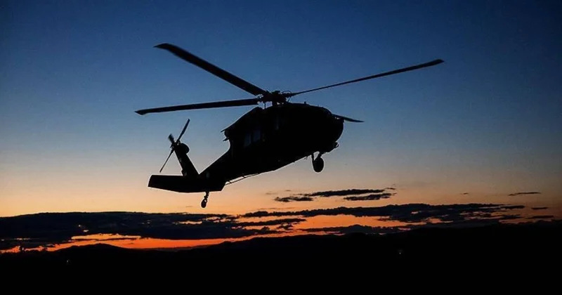 İngiltərənin Uayt adasında helikopter əkin sahəsinə düşüb