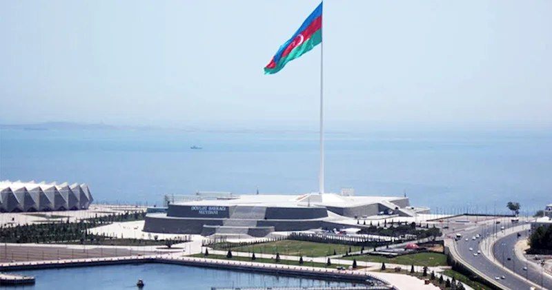 Bayraq dirəyinə Britaniya şirkəti nəzarət edəcək 4 aya 137 min manat alacaq