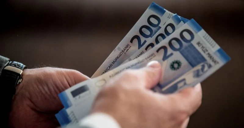 Bakıda orta aylıq əməkhaqqı 8% dən çox artıb