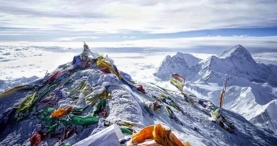 Qırğızıstanda itkin düşən iranlı alpinistlərin axtarışları dayandırılıb