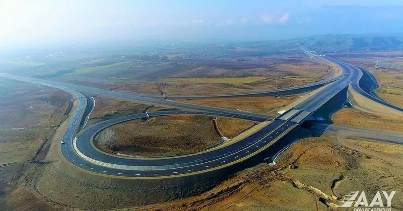 Horadiz Ağbənd dəmir yolunun 67%i tamamlandı