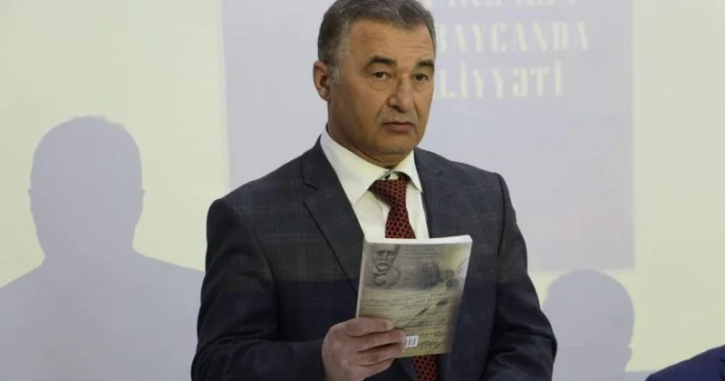 Alim ÖLDÜ, Aləm ÖLDÜ BİR İL...