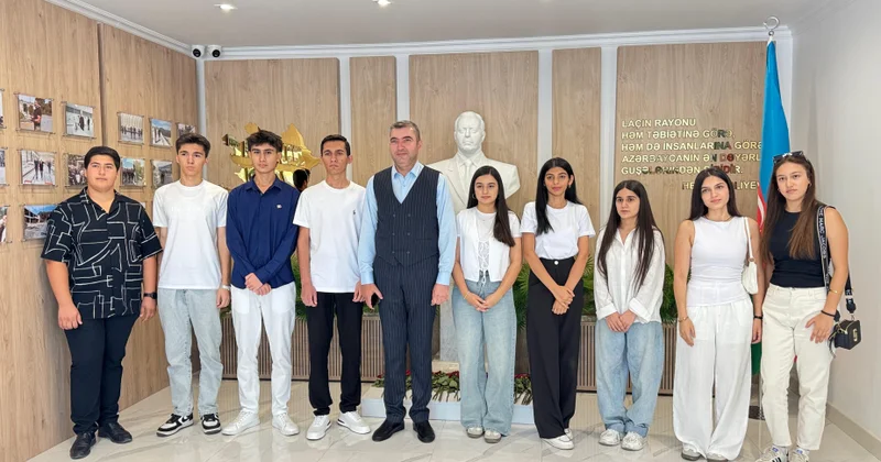 Laçında ali məktəblərə qəbul olunan məzunlarla görüş keçirilib