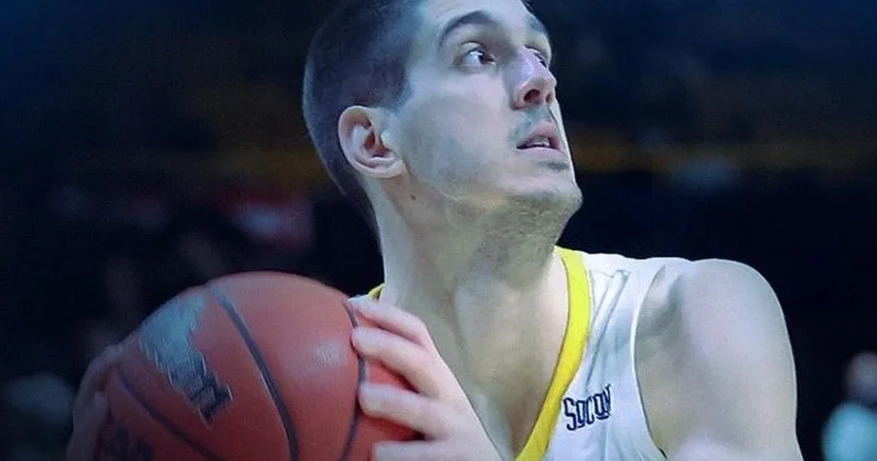 Neftçi də serbiyalı basketbolçu