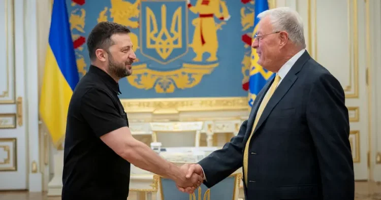 Zelenski Trampın köməkçisi ilə Putinlə görüşə hazırlığı müzakirə edəcək