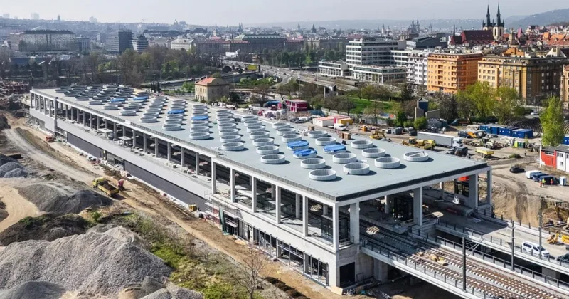 Praqada yeni vağzal zamanın tələbi