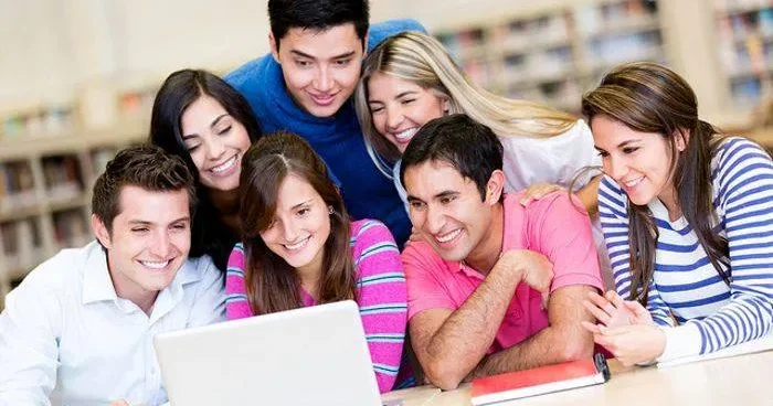 Universitetə yeni başlayan gənclərə psixoloqdan TÖVSİYƏLƏR