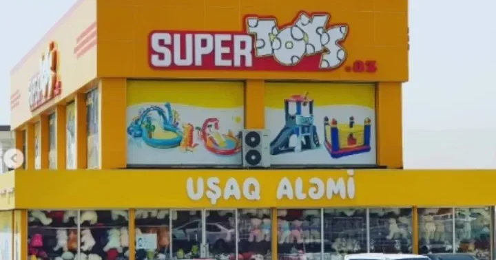 “Supertoys”dan açıqlama: Yanğın digər anbarda başlayıb