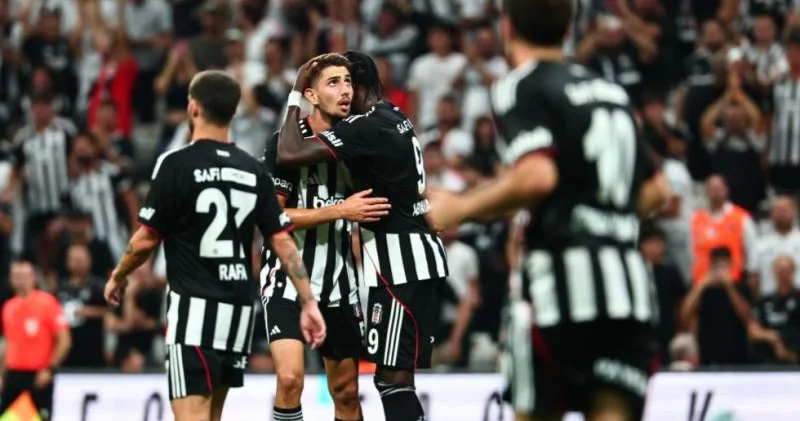 Beşiktaş oyunçusunu icarəyə verdi