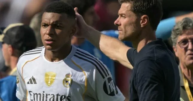 Xabi Alonso Mbappenin oyunundan danışdı