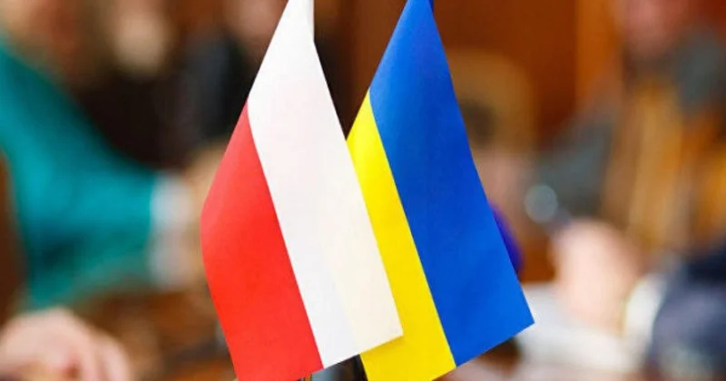 Ukrayna Polşa ilə Starlink xidmətinin ödənişi barədə danışıqlara başlayıb