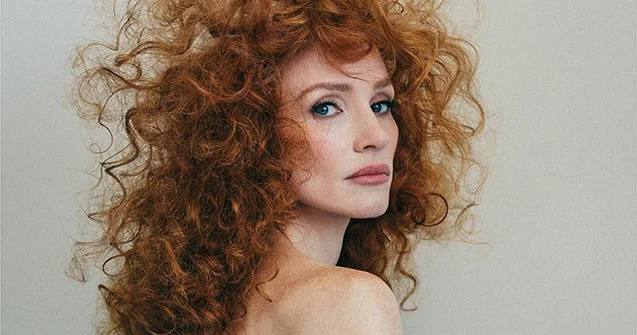 “L’Officiel” jurnalı üçün kamera qarşısına keçdi Fotolar