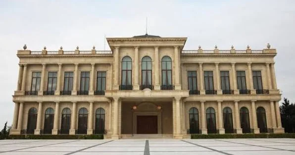 İki qurum Prezidentin İşlər İdarəsinin balansına verildi