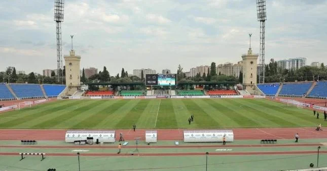 “Tvente” Qarabağ”la 17 il əvvəlki Bakı oyununu xatırladı Şəkillər