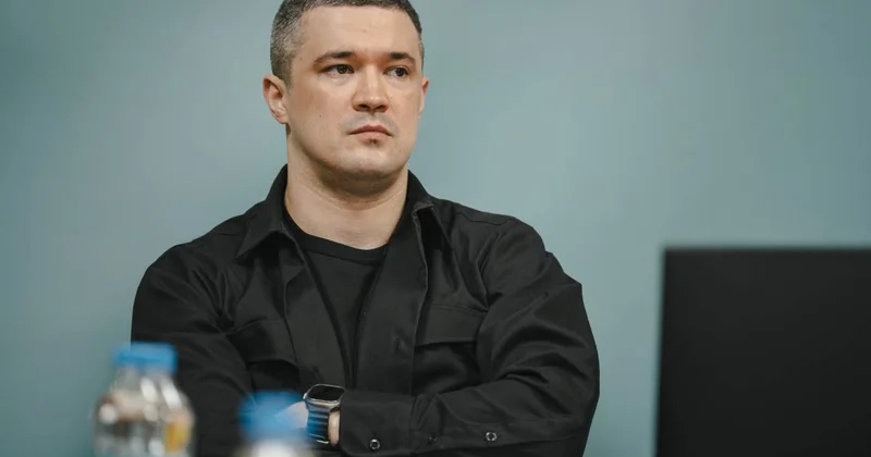 Экс министра обороны Украины вызывают в Раду