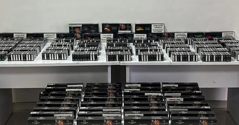 Bakıya qanunsuz yolla 866 qutu qəlyan tütünü gətirmək istədilər