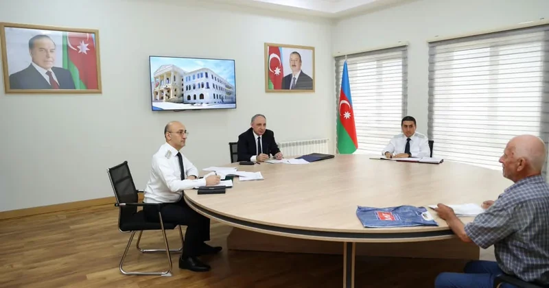 Kamran Əliyev Şəkidə vətəndaşları qəbul edib və xidməti mənzillərə baxış keçirib FOTOLAR