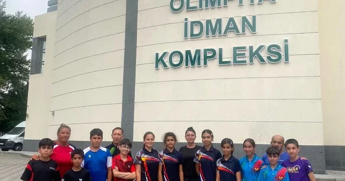Yeniyetmə stolüstü tennisçilər təlim məşq toplanışına başlayıblar