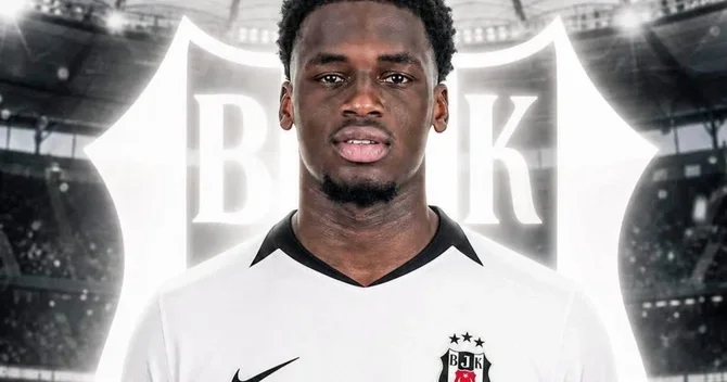 Niderlandlı futbolçu Ernest Poku Beşiktaş a keçir