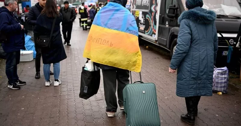 В Польше призвали лишить украинских беженцев пособий