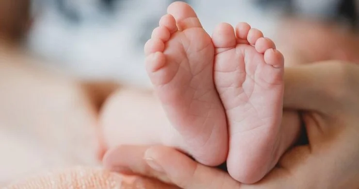 Azərbaycanda nikahdan kənar doğulan uşaqların sayı açıqlandı