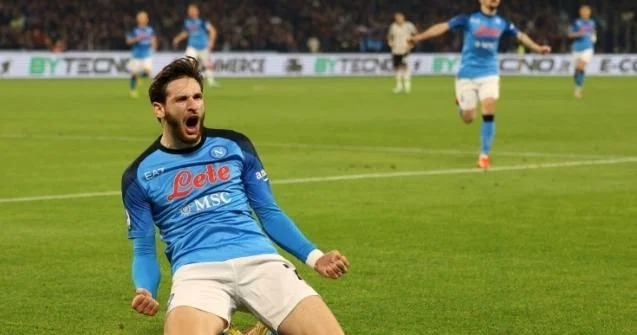 “Napoli” onunla razılaşdı