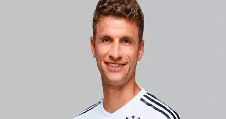 Müller və komanda yoldaşları bu klubun sahibi oldular