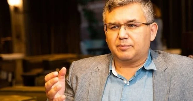 Politoloq Rusiyada mütləq baş verəcək bir hadisənin adını çəkdi...