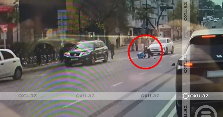 Qaydaları kobudcasına pozan velokuryer qəzaya düşdü VİDEO