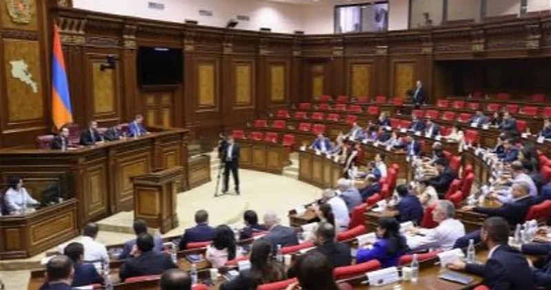 Парламентская оппозиция бойкотировала заседание Национального Собрания Армении
