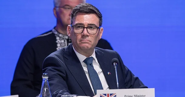 Böyük Britaniyanın baş naziri Kiyevə Patriot raketləri ilə kömək edəcək
