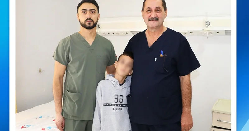 Azyaşlının bağırsağından maqnitlər və batareya çıxarıldı