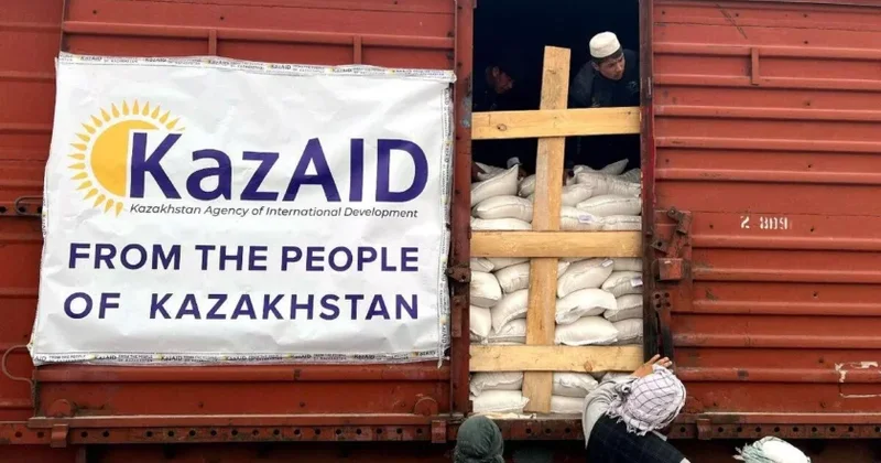 Qazaxıstan Əfqanıstana 26 vaqon humanitar yardım göndərib