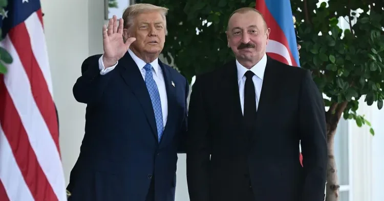Trampın Əliyevə olan etimadı Azərbaycanın beynəlxalq siyasətdə yeni üstünlüklər qazanmasına yol açır ŞƏRH